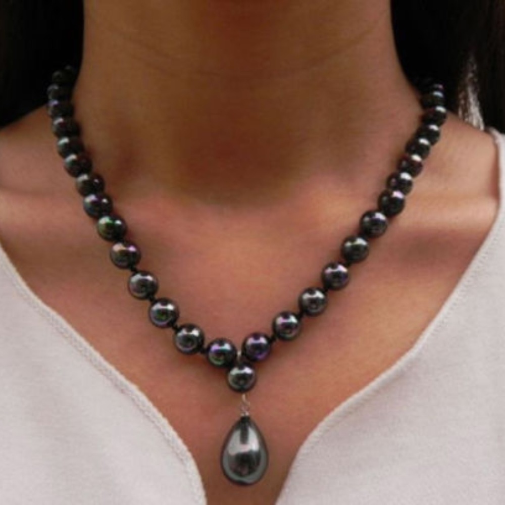 Natural 8mm Black South Sea Shell Pearl Drop